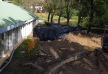 Chuva dificulta obra junto ao Pavilhão do Luso