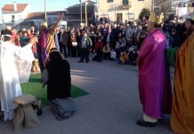 “Mar de gente”, no largo de Ventosa do Bairro, para a chegada dos Reis Magos