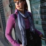 Micaela planta árvore no Bussaco a 12 de abril
