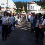 Missa e procissão do Divino Espírito Santo no Luso