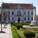 Beneficiários de programas do Estado já podem concorrer a apoio extra da Autarquia