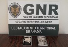 Jovem detido na Curia por posse de 83 doses de cocaína e heroína