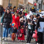 Cortejo de Carnaval encheu ruas na vila de Luso