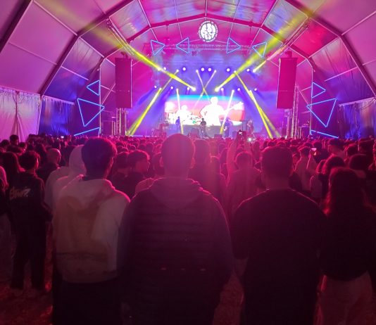 Cartaz do 231 Fest, na Mealhada, conhecido esta terça-feira