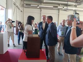 «Cabe ao Estado remover obstáculos», disse, na ExpoBairrada, Silvério Regalado