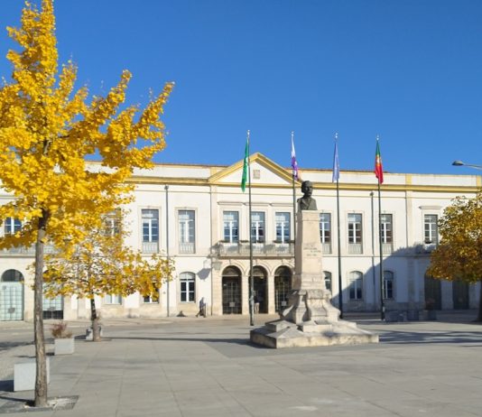 Assembleia Municipal de Anadia reúne em sessão ordinária esta terça-feira